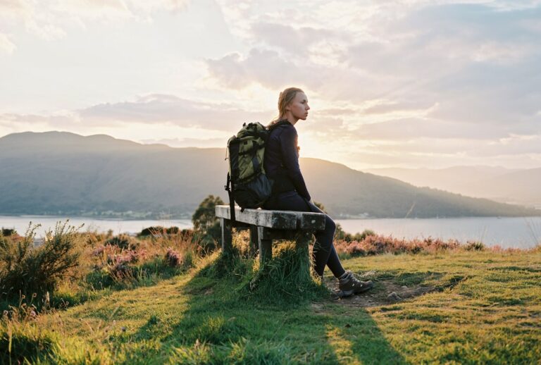 How to Pack Efficiently Using the Right Travel Backpack
